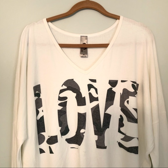 Go Couture Camo Love Dolman Long Sleeve V Neck XL - Picture 4 of 7